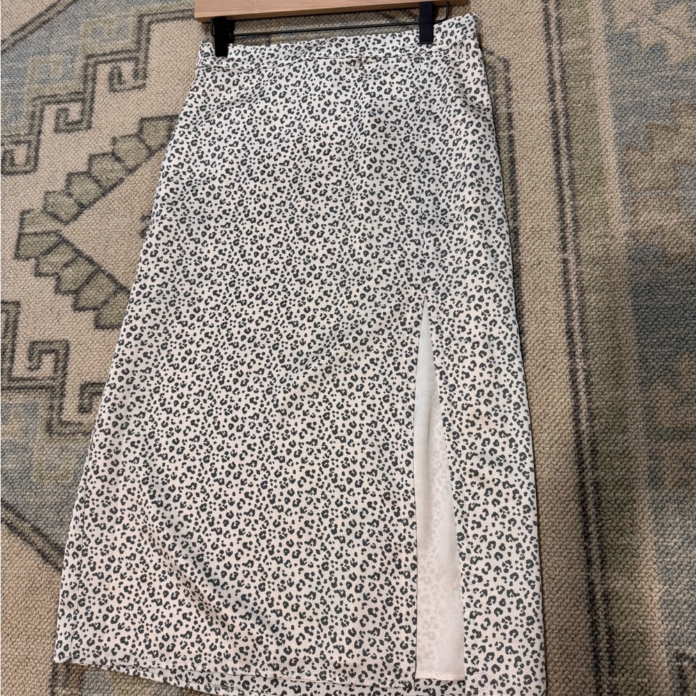 Leopard Print Midi Skirt